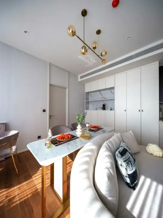 Property photos for Muniq Langsuan