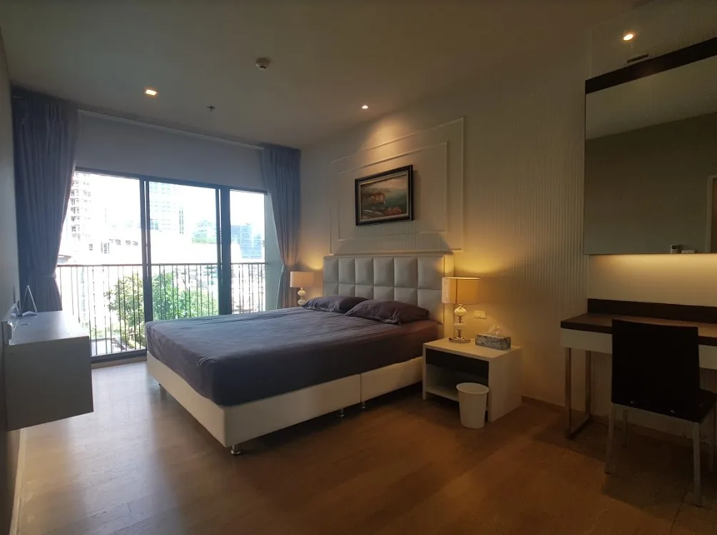 Property photos for Noble Refine