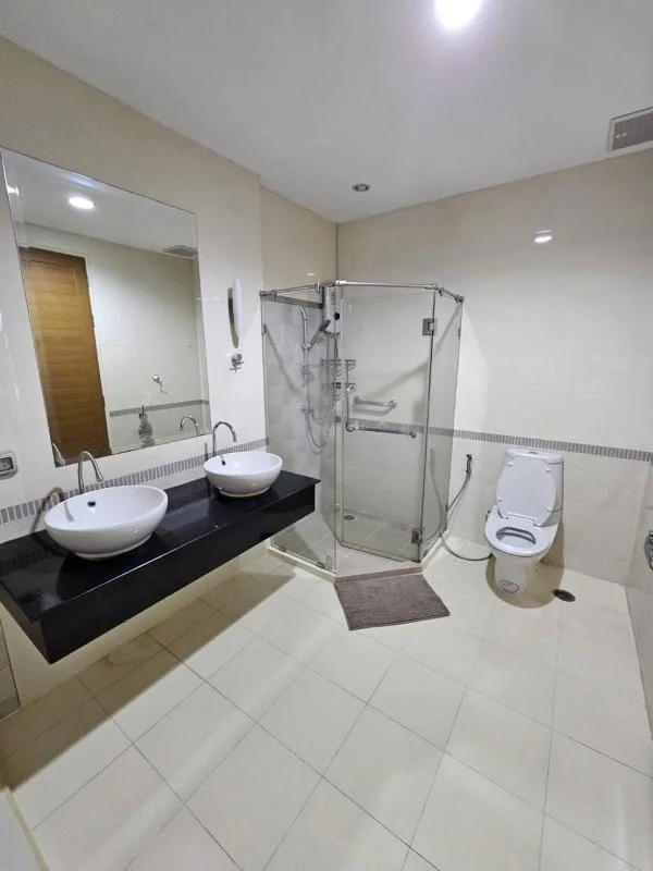 Property photos for Baan Klang Krung Siam - Pathumwan