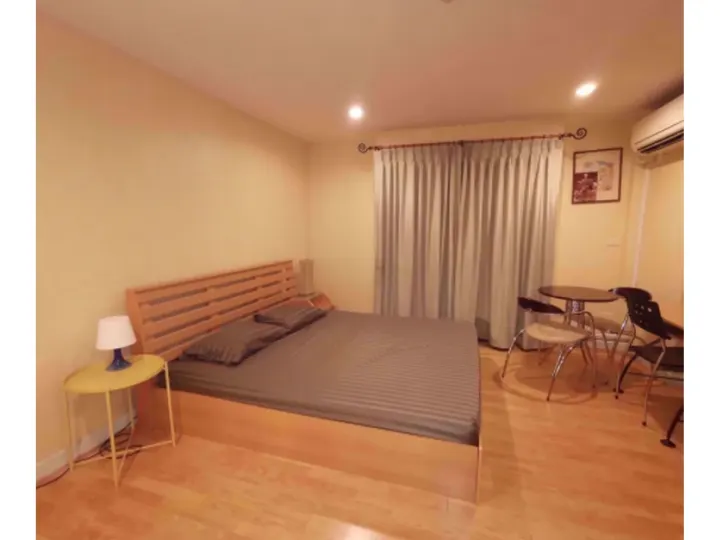 Property photos for Silom Terrace