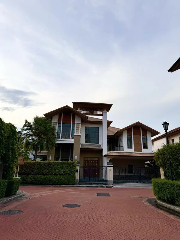 Property photos for Baan Sansiri Sukhumvit 67