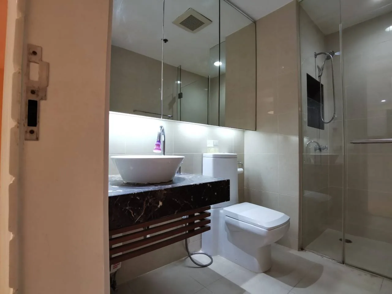 Property photos for The Legend Saladaeng