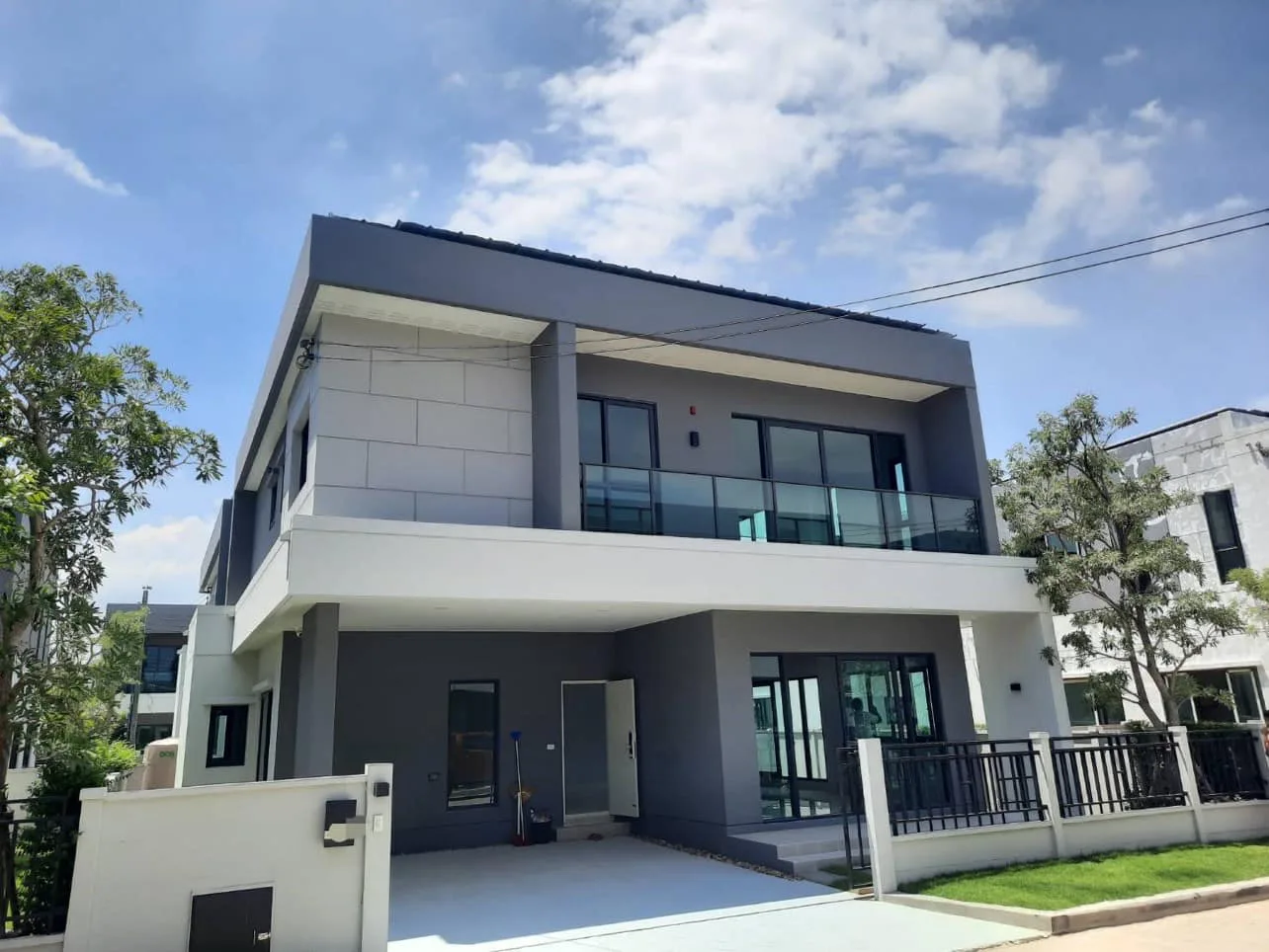 Property photos for Centro Bangna - Km.7