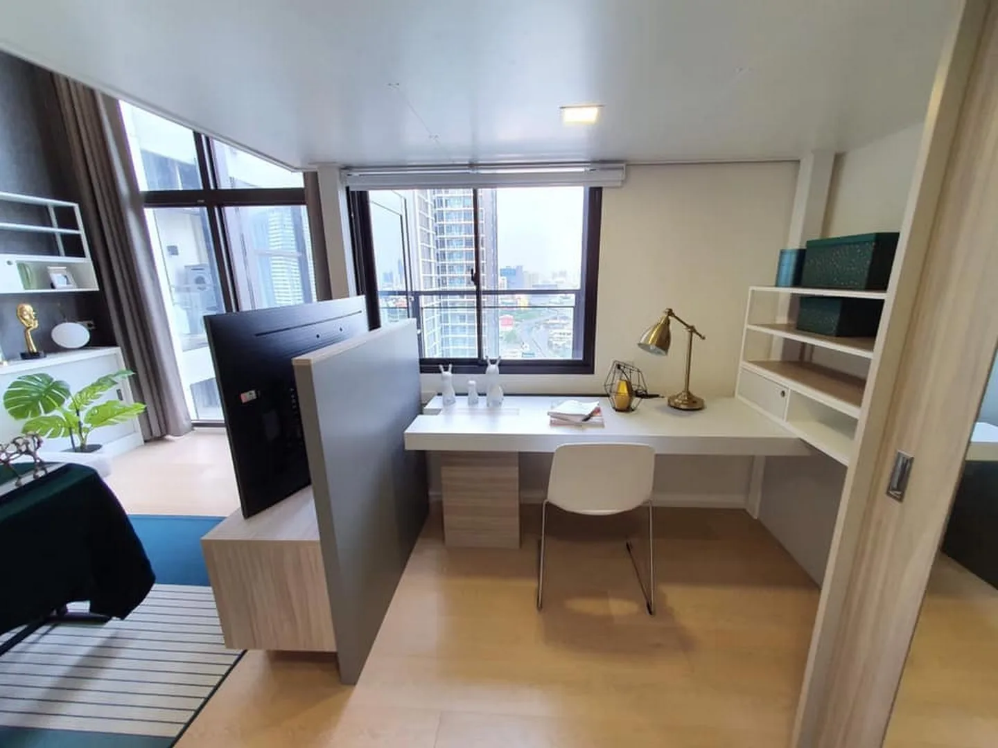 Property photos for Chewathai Residence Asoke