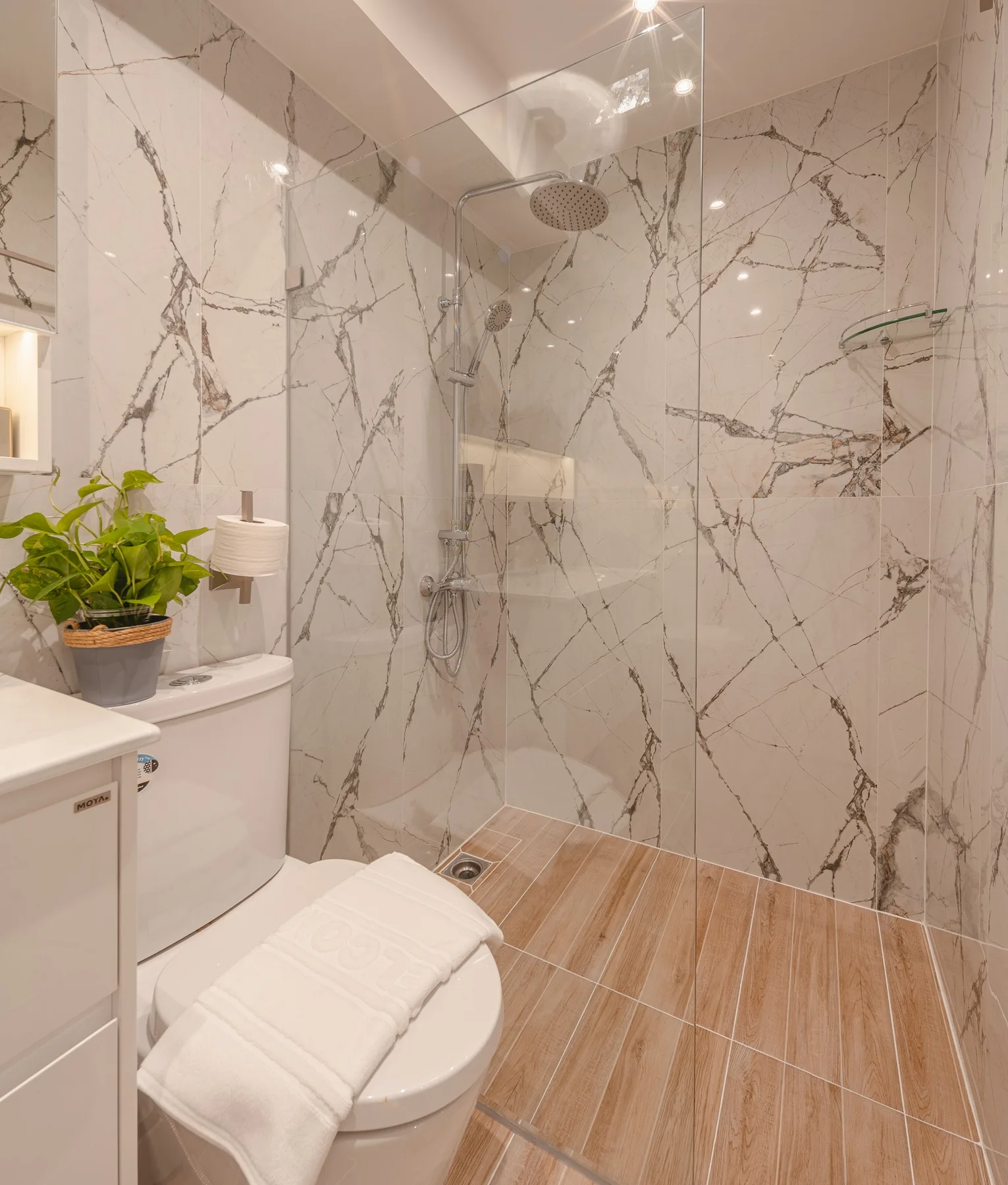 Property photos for Fortune Condo Town