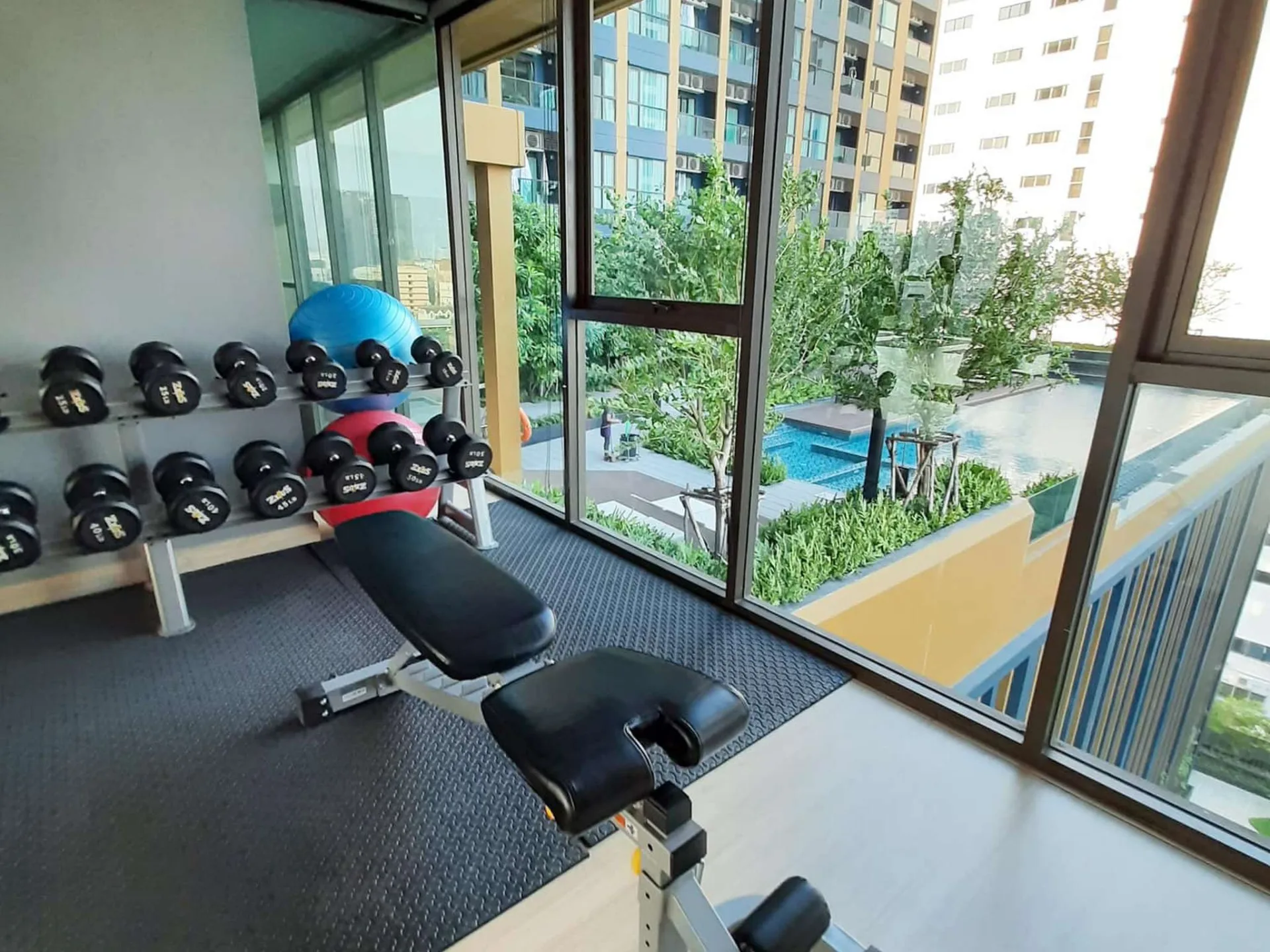 Property photos for Lumpini Suite Phetchaburi - Makkasan