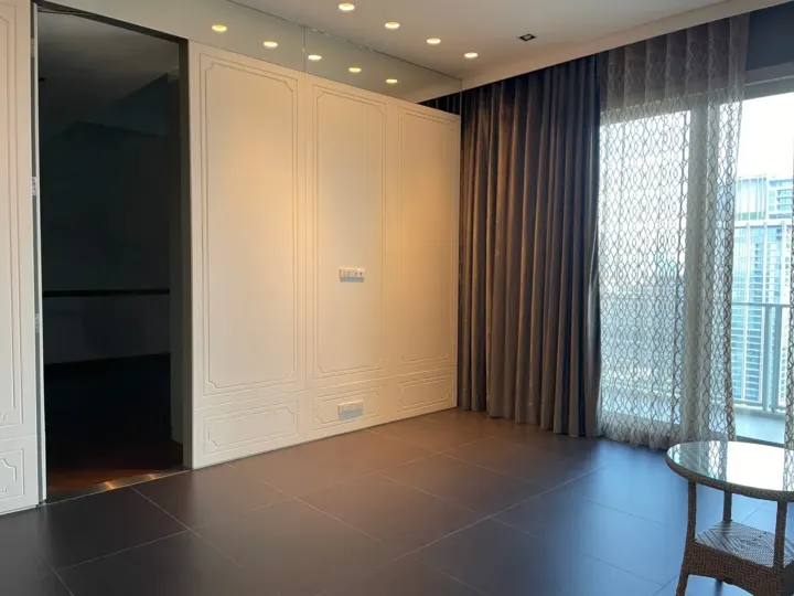 Property photos for 185 Rajadamri
