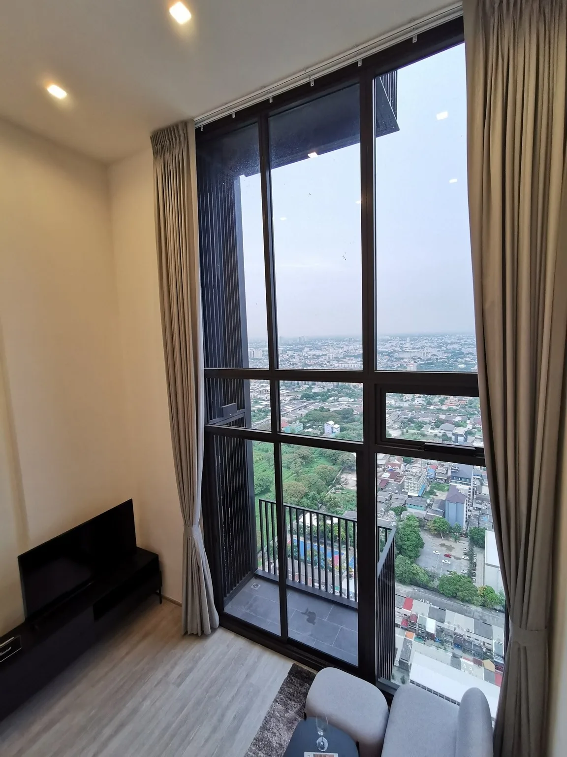 Property photos for The Line sukhumvit 101