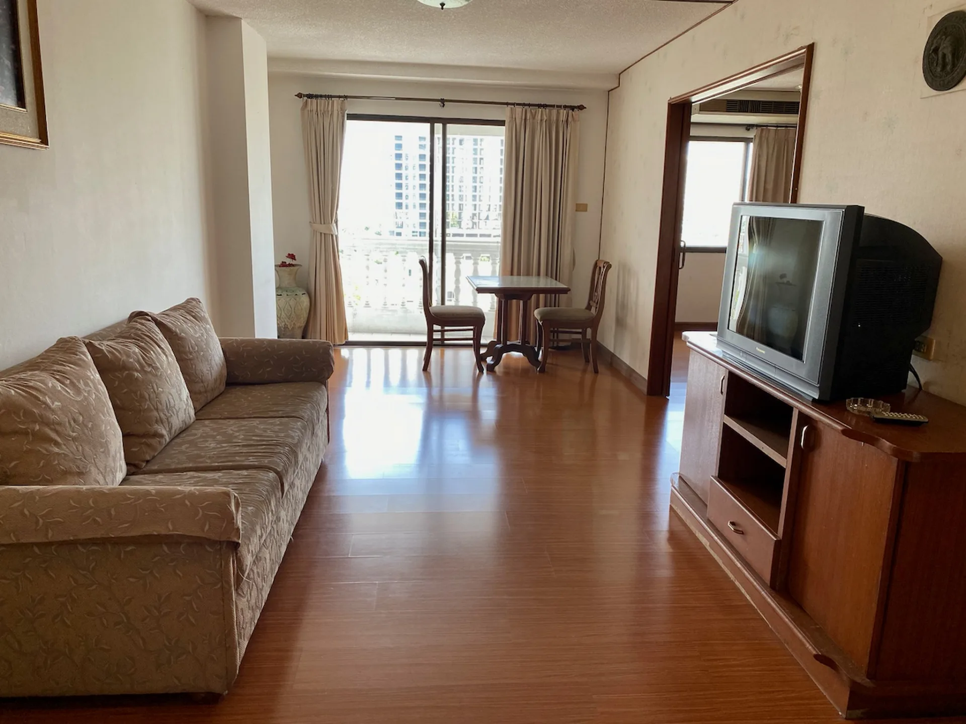 Property photos for 38 Mansion