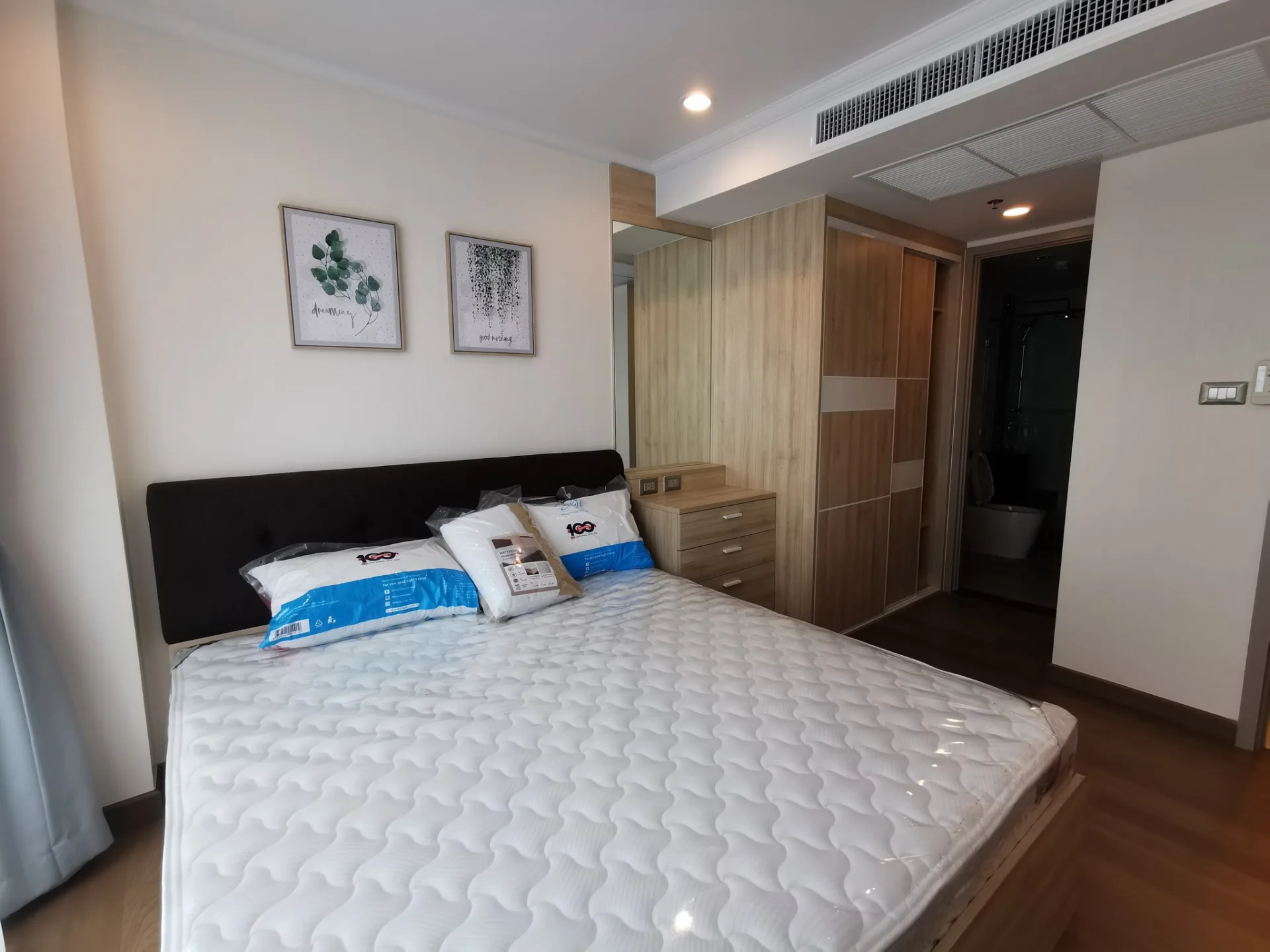 Property photos for Supalai Oriental Sukhumvit 39