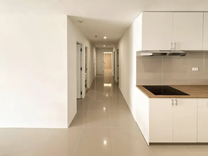 Property photos for The Waterford Diamond