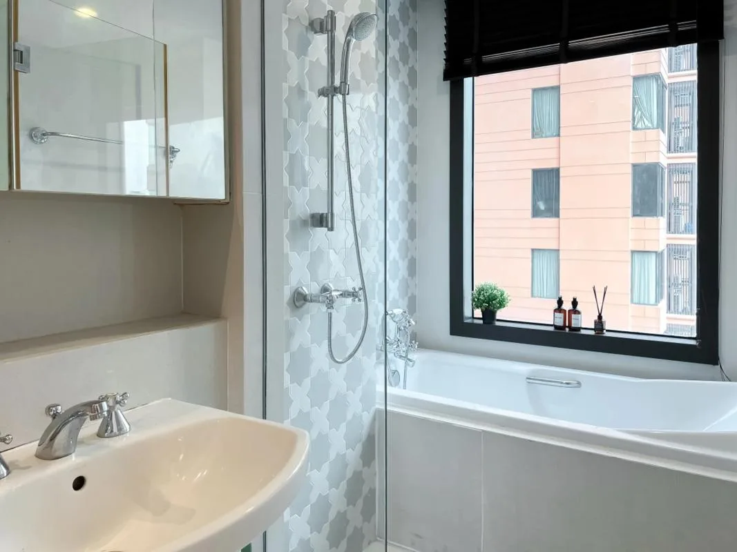 Property photos for Aguston Sukhumvit 22