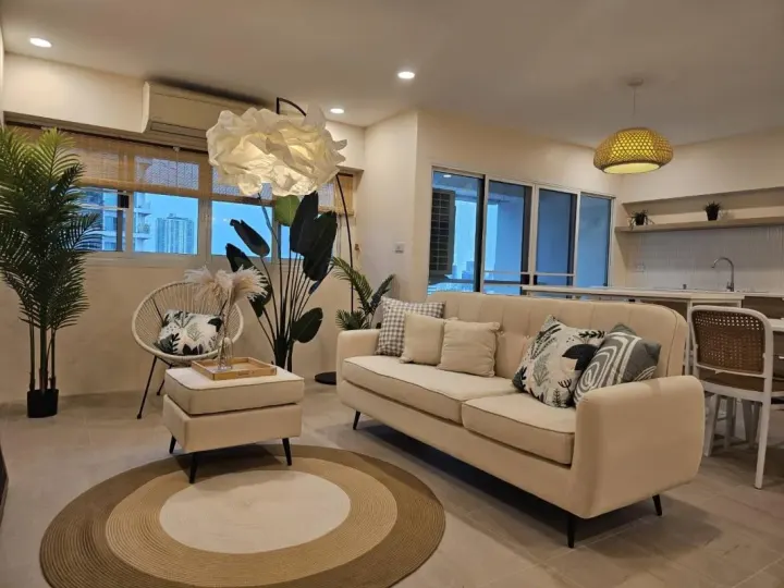 Property photos for Thonglor Tower