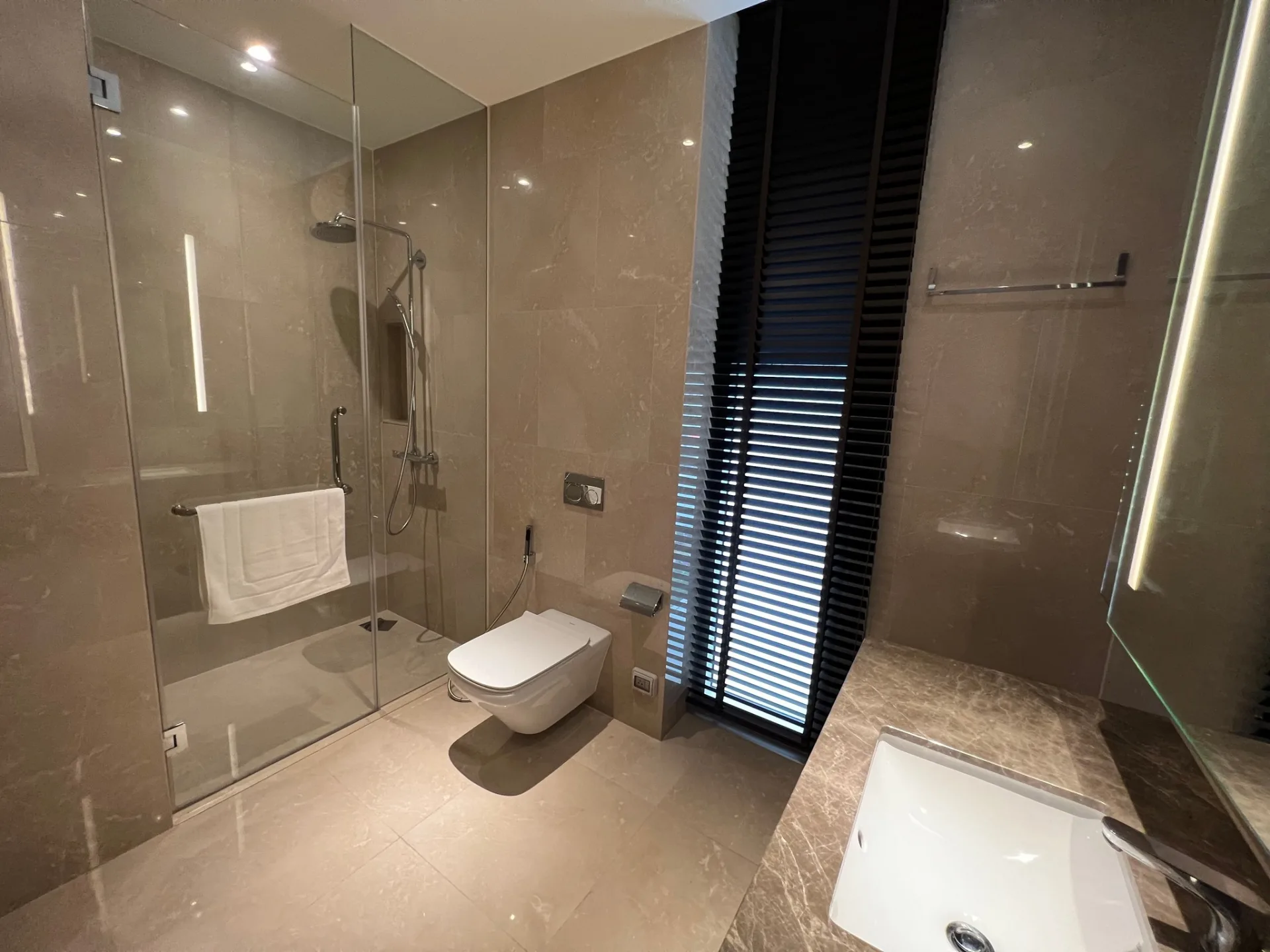 Property photos for Magnolias Waterfront Residences