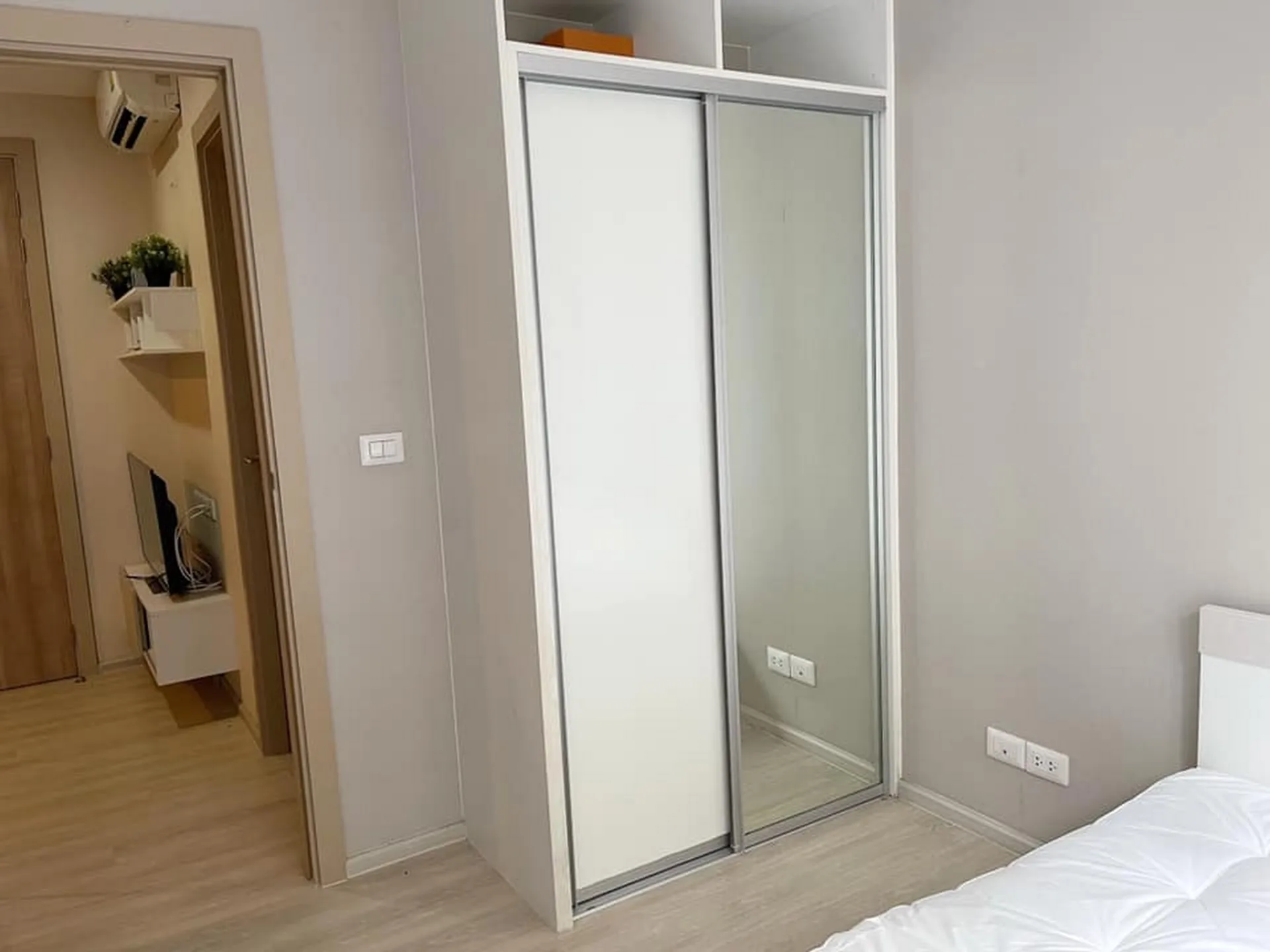 Property photos for Condolette Midst Rama 9