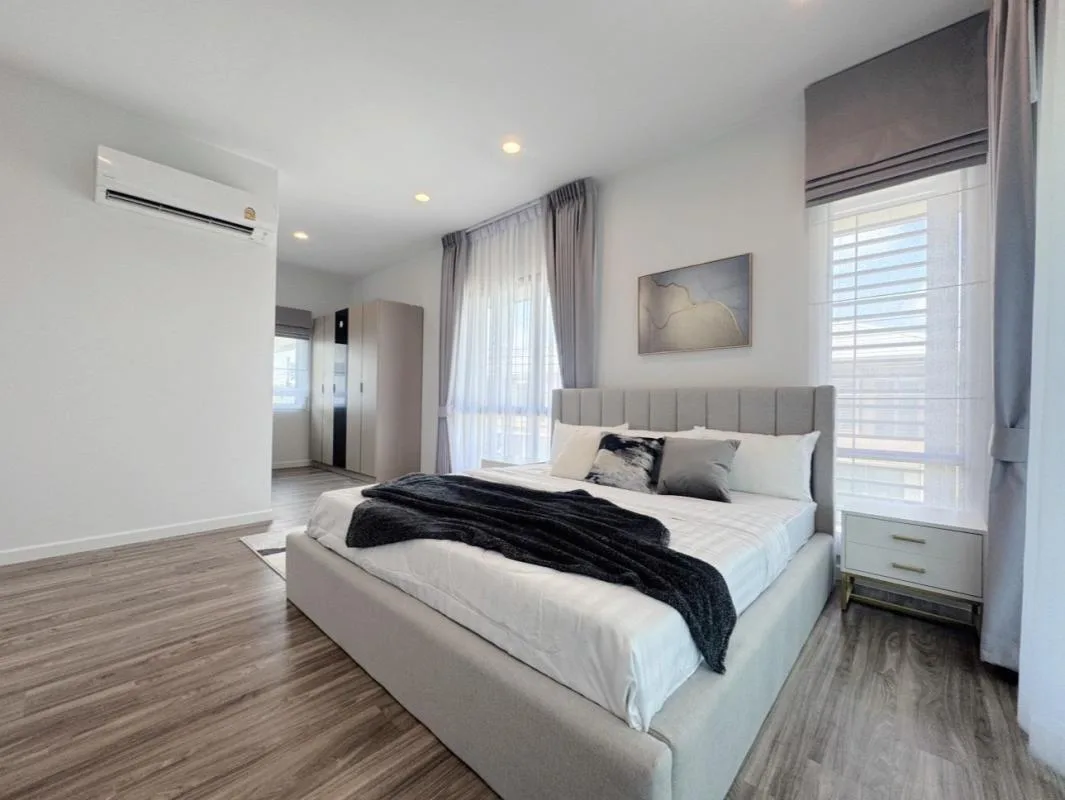 Property photos for Burasiri Krungthep Kreetha