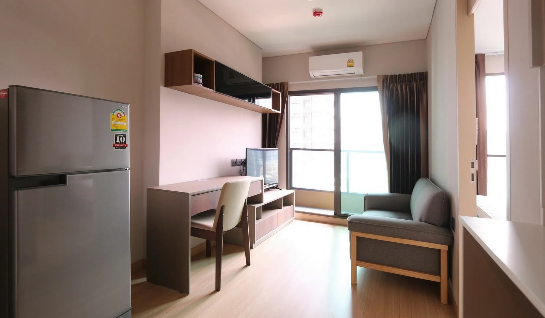 Property photos for Lumpini Suite Phetchaburi - Makkasan