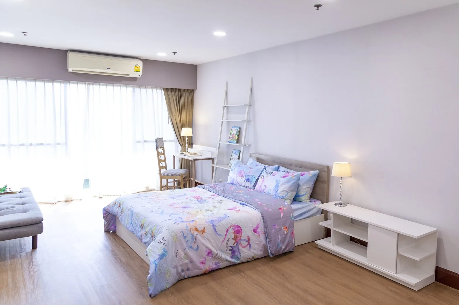 Property photos for 33 Tower