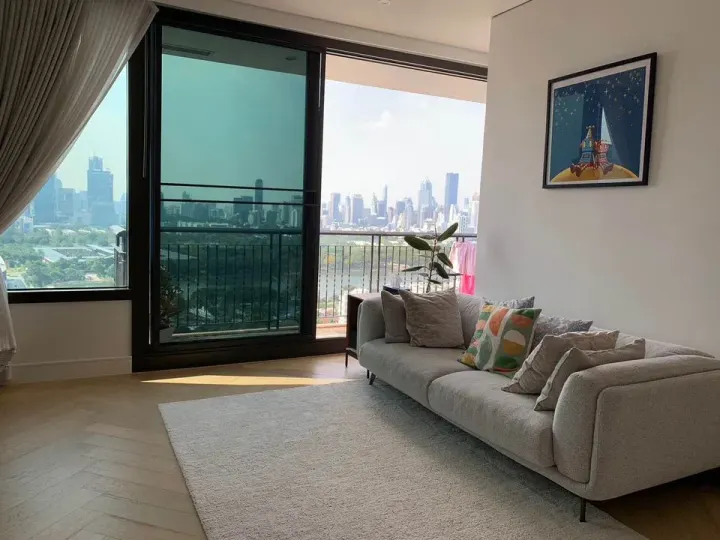 Property photos for Aguston Sukhumvit 22