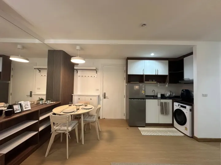 Property photos for 6th Avenue Sukhumvit 15