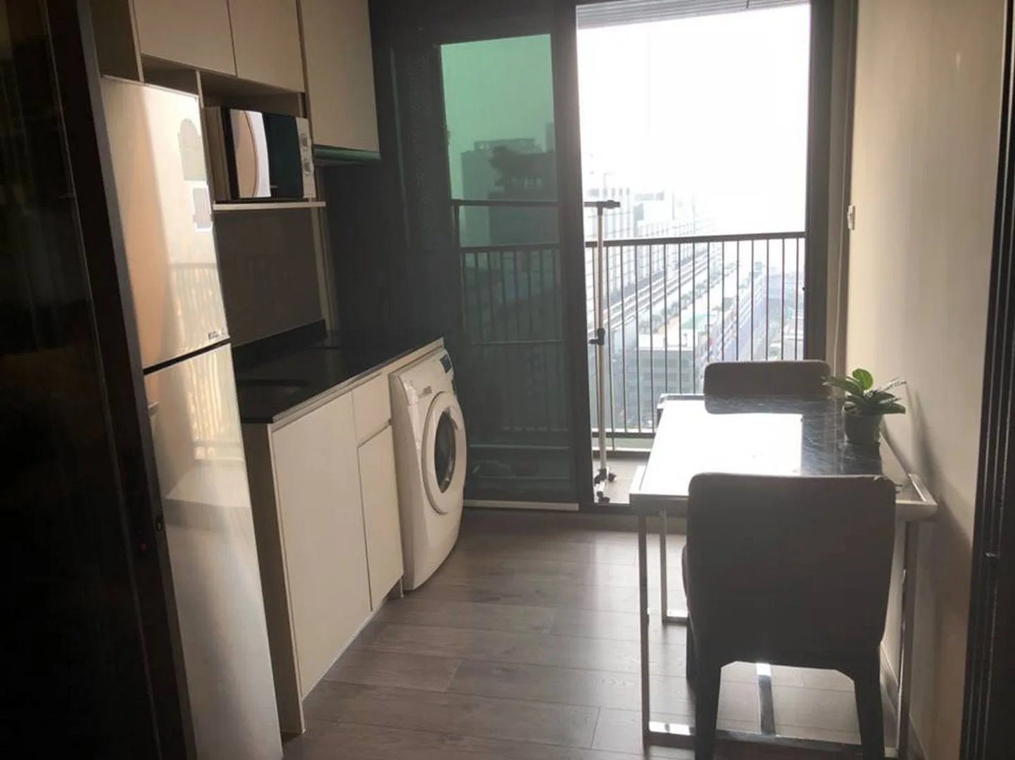 Property photos for Whizdom Avenue Ratchada - Ladprao