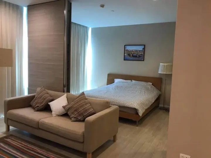 Property photos for The Room Sukhumvit 21