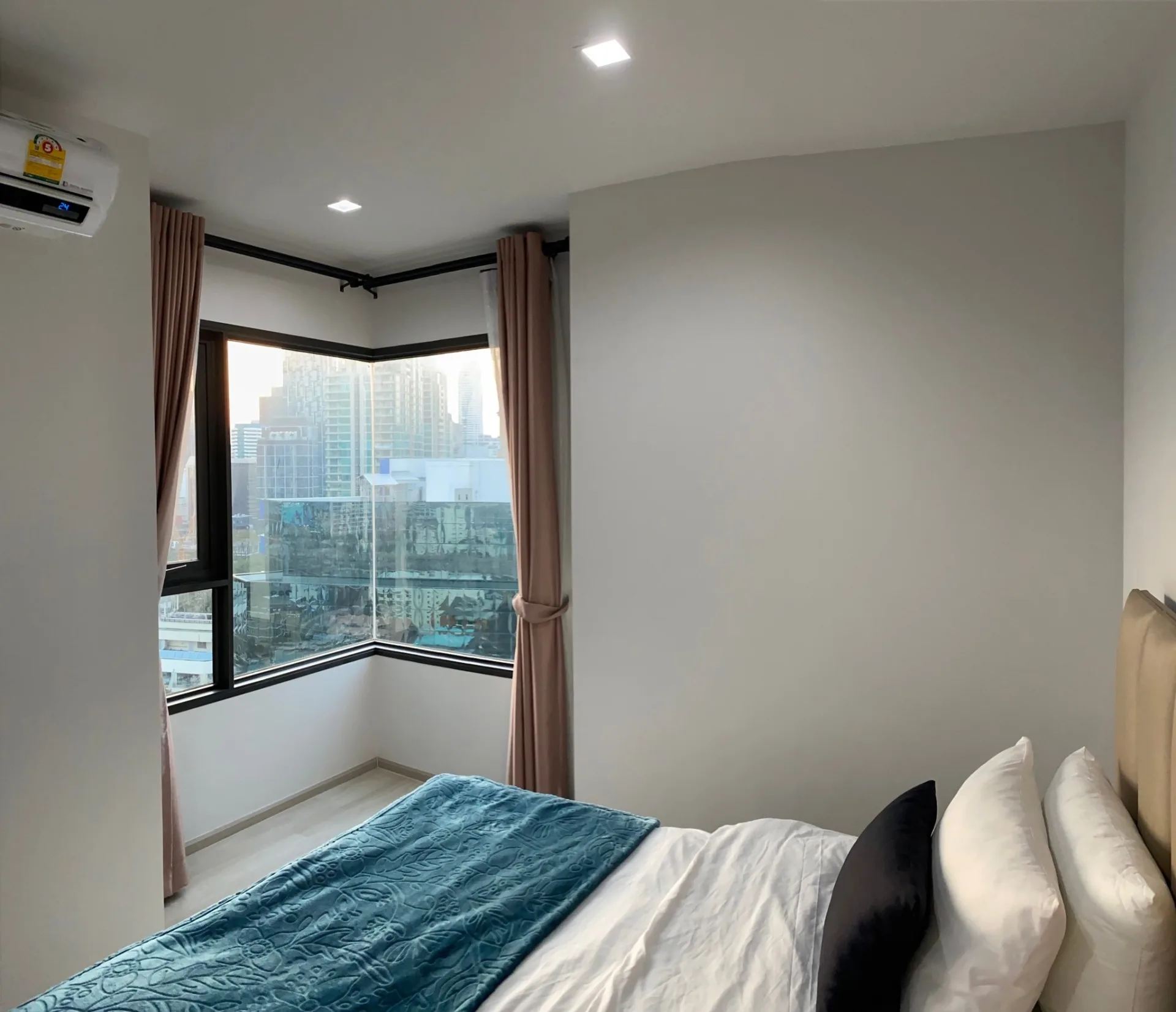 Property photos for Life One Wireless
