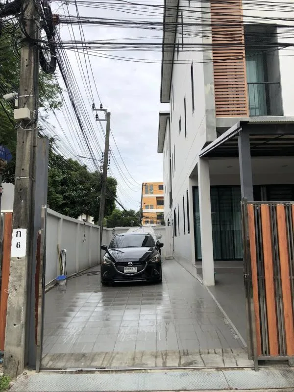 Property photos for Townhouse 31 Punnawithi 33 Alley