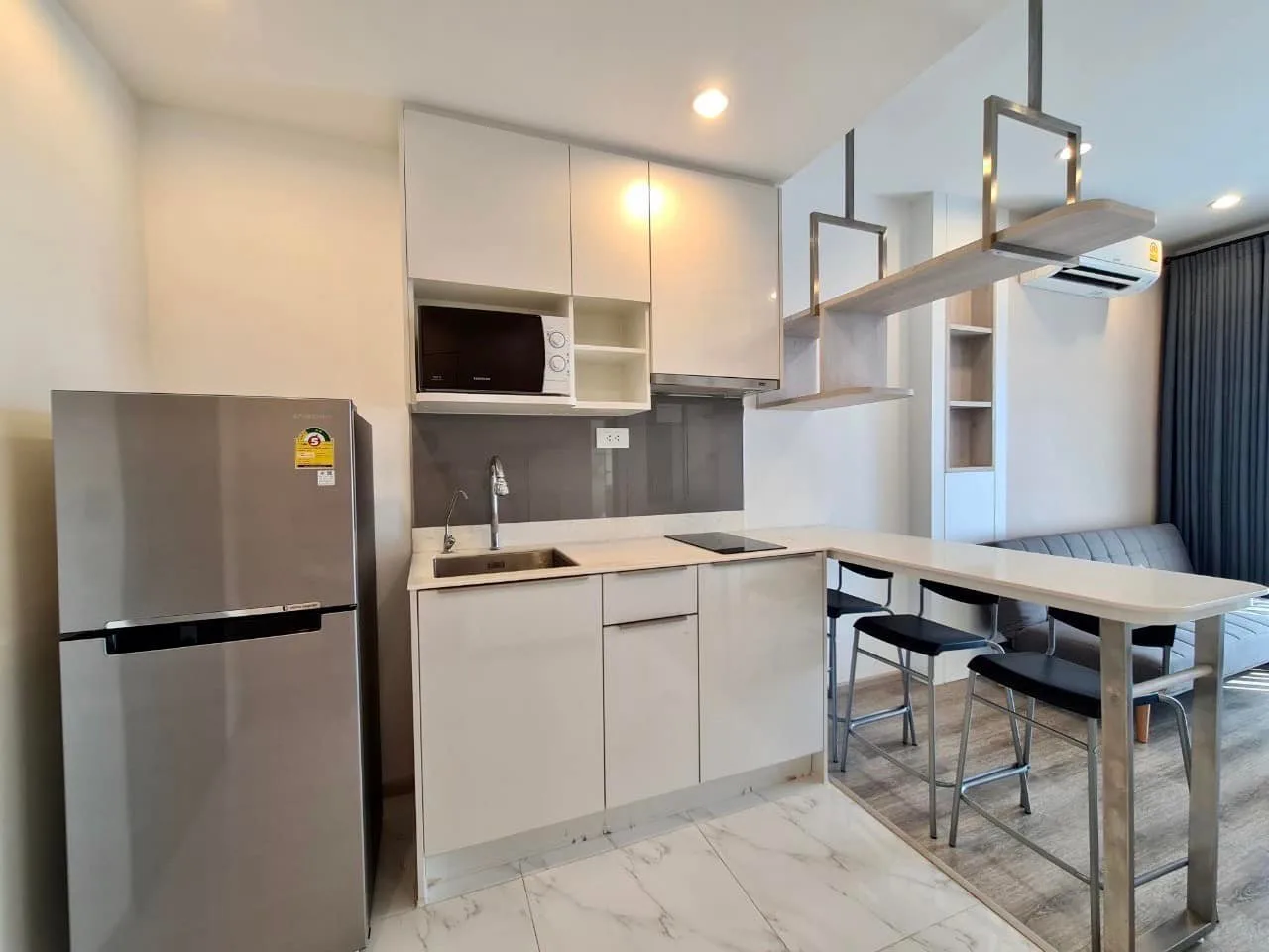 Property photos for IDEO Mobi Sukhumvit 66
