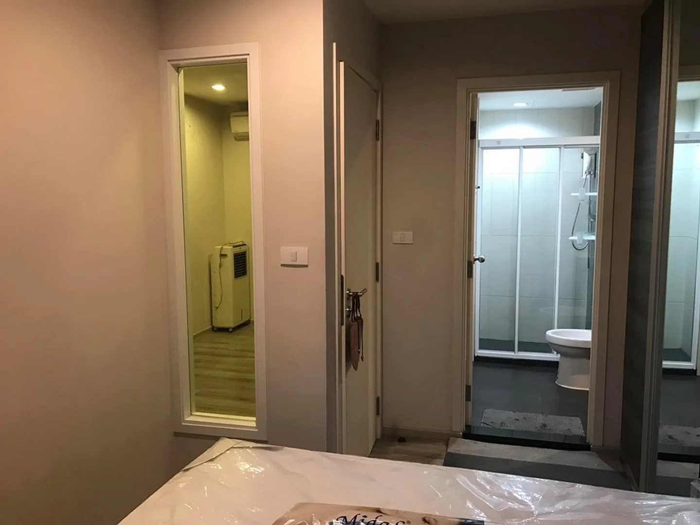 Property photos for Centric Ari Station