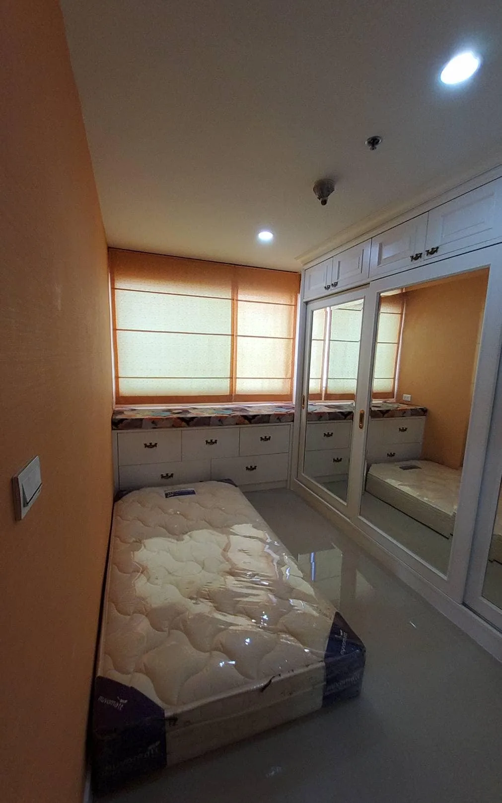 Property photos for Metro Park Sathorn