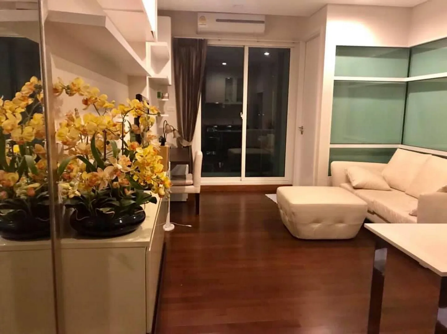 Property photos for Ivy Thonglor