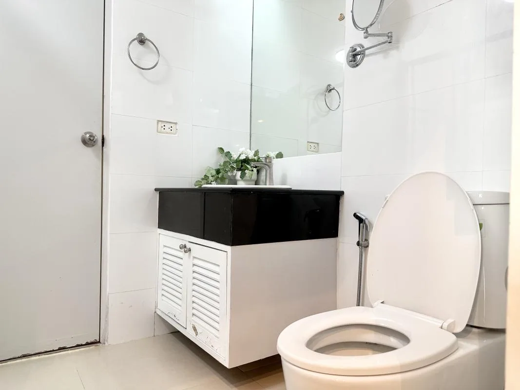 Property photos for The Royal Place 2