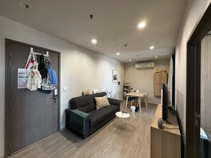 Property photos for The Line Wongsawang