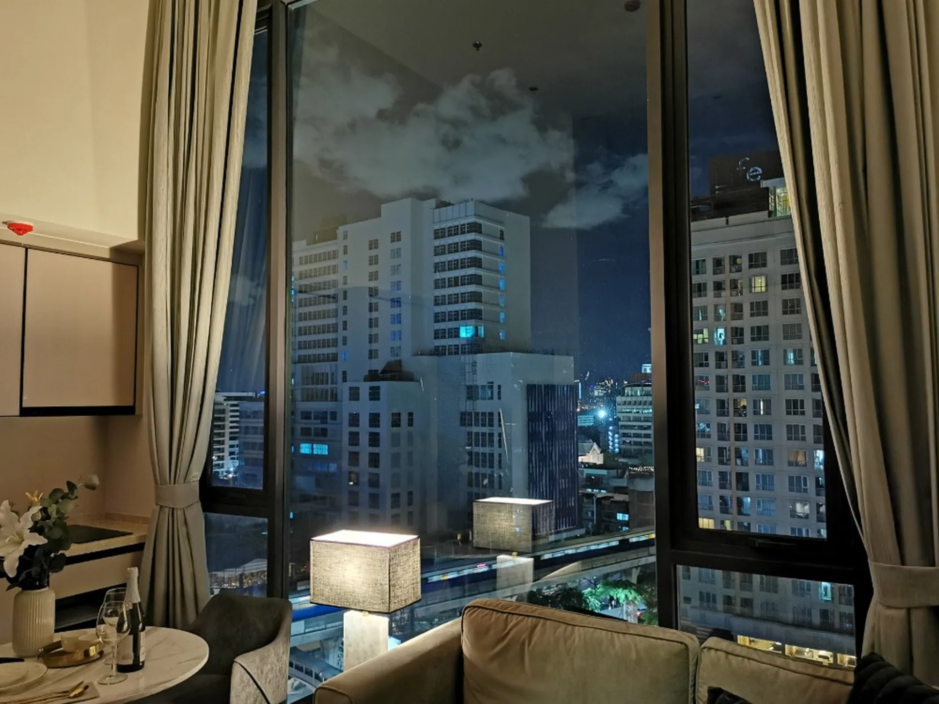 Property photos for The Reserve Phahol - Pradipat