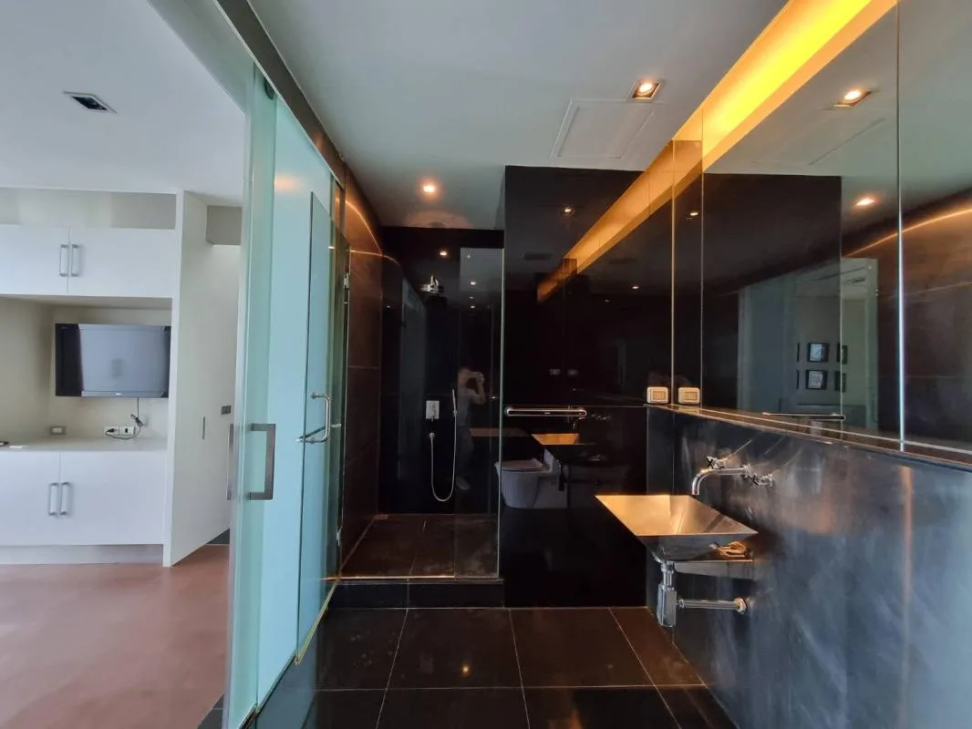 Property photos for Sky Villas Sathorn