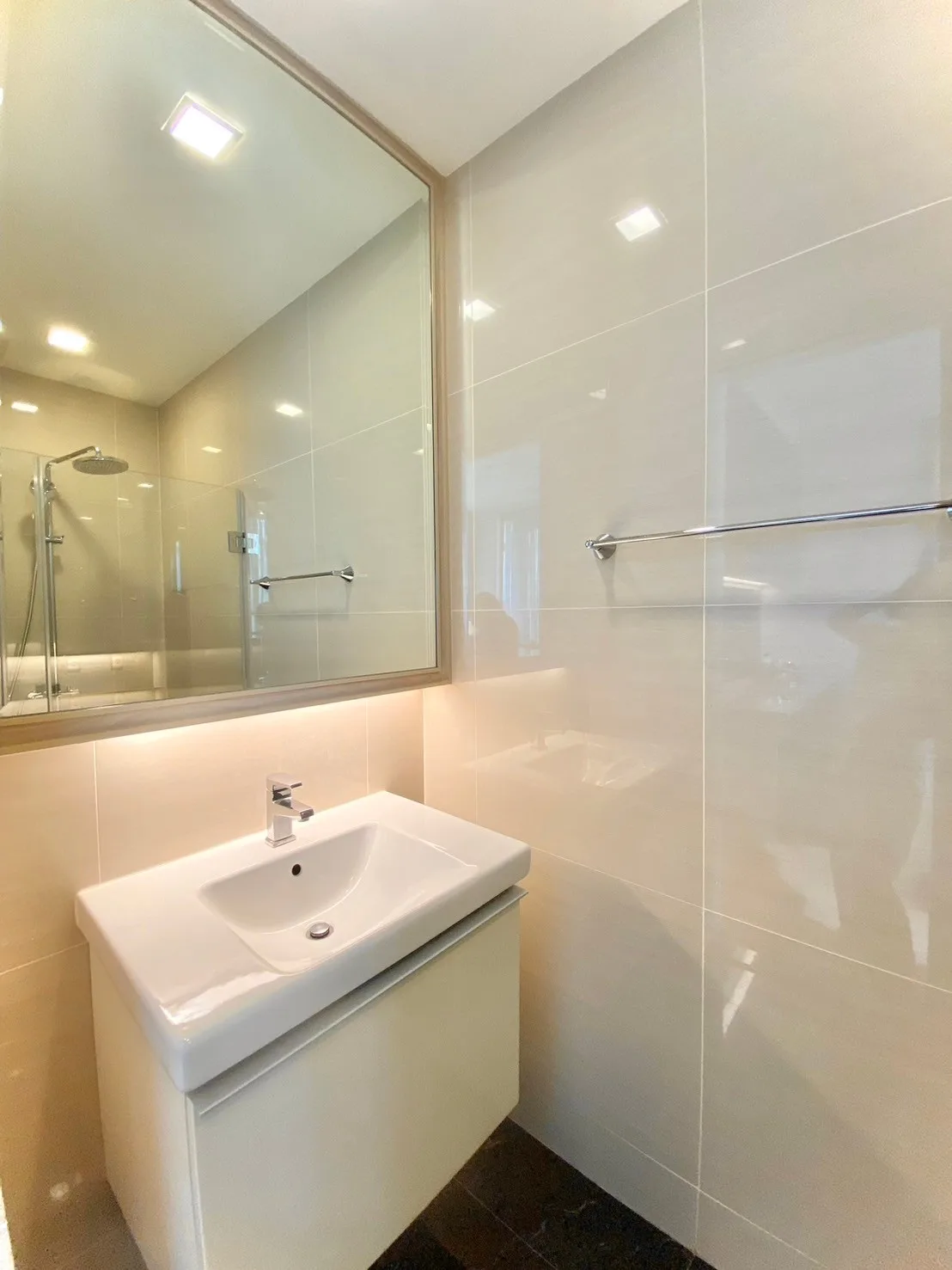 Property photos for Park Origin Phromphong