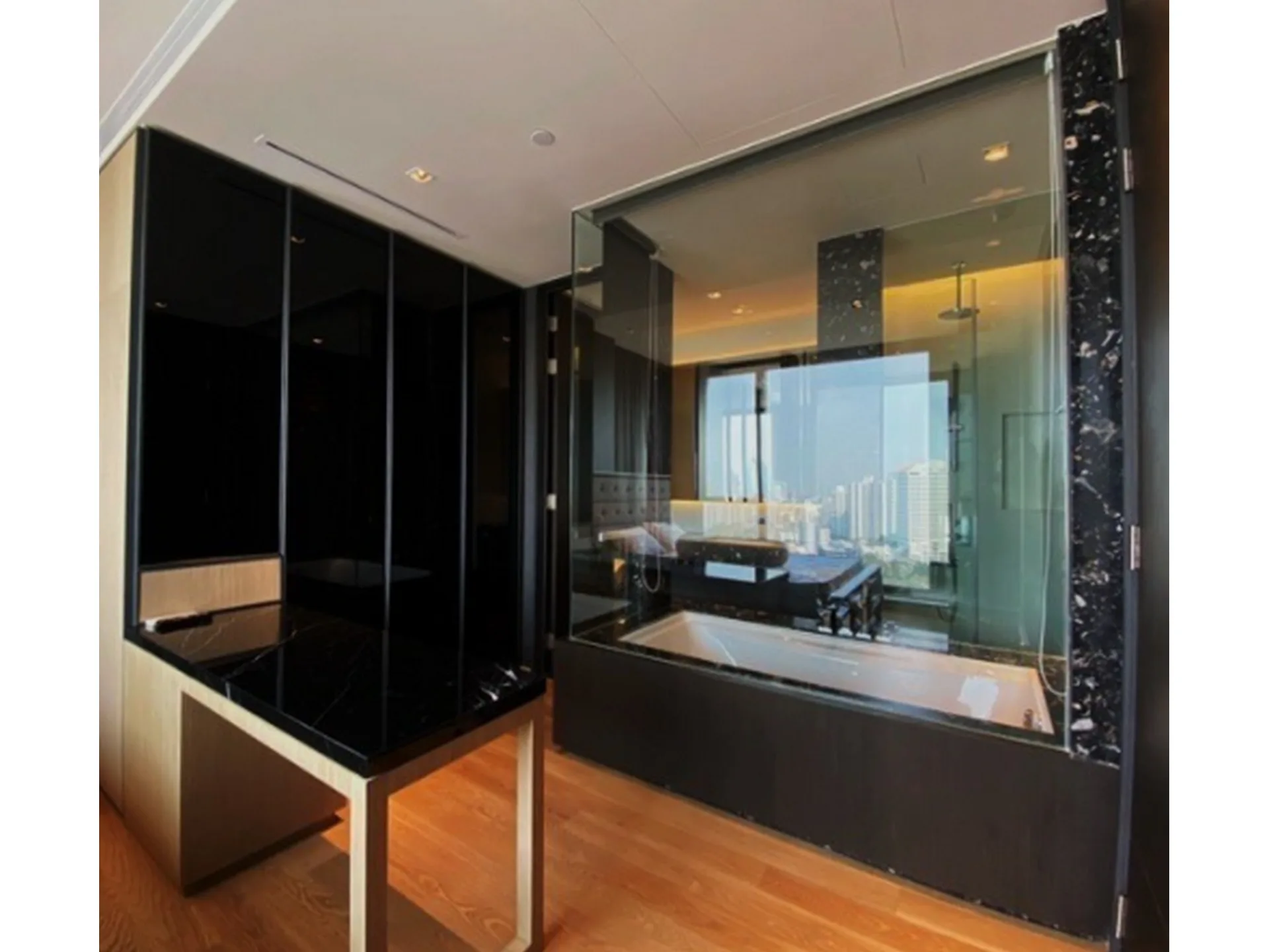 Property photos for BEATNIQ Sukhumvit 32