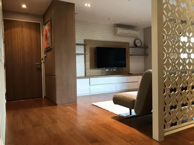 Property photos for Zenith Place Sukhumvit 42