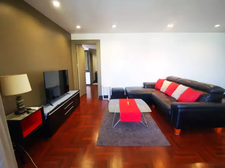 Property photos for Lake Avenue 16