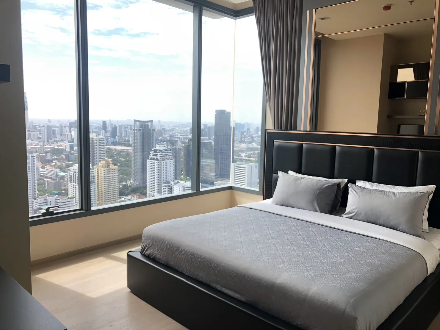Property photos for The Esse Asoke