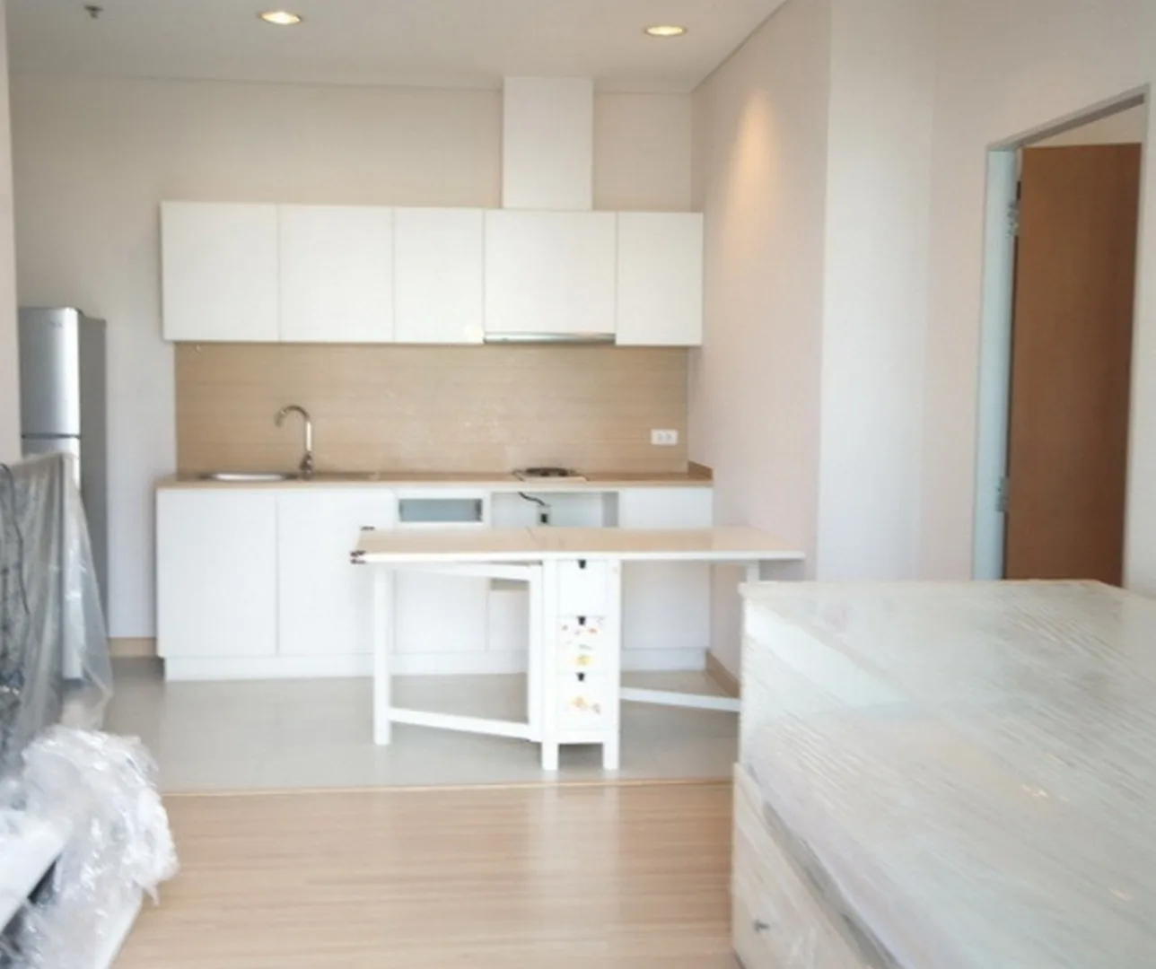 Property photos for Intro Phaholyothin - Pradipat