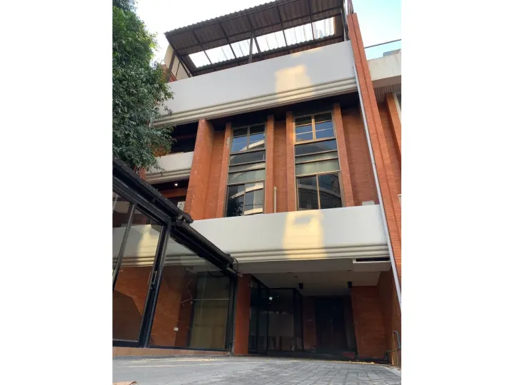 Property photos for Single House Soi Ruamrudee