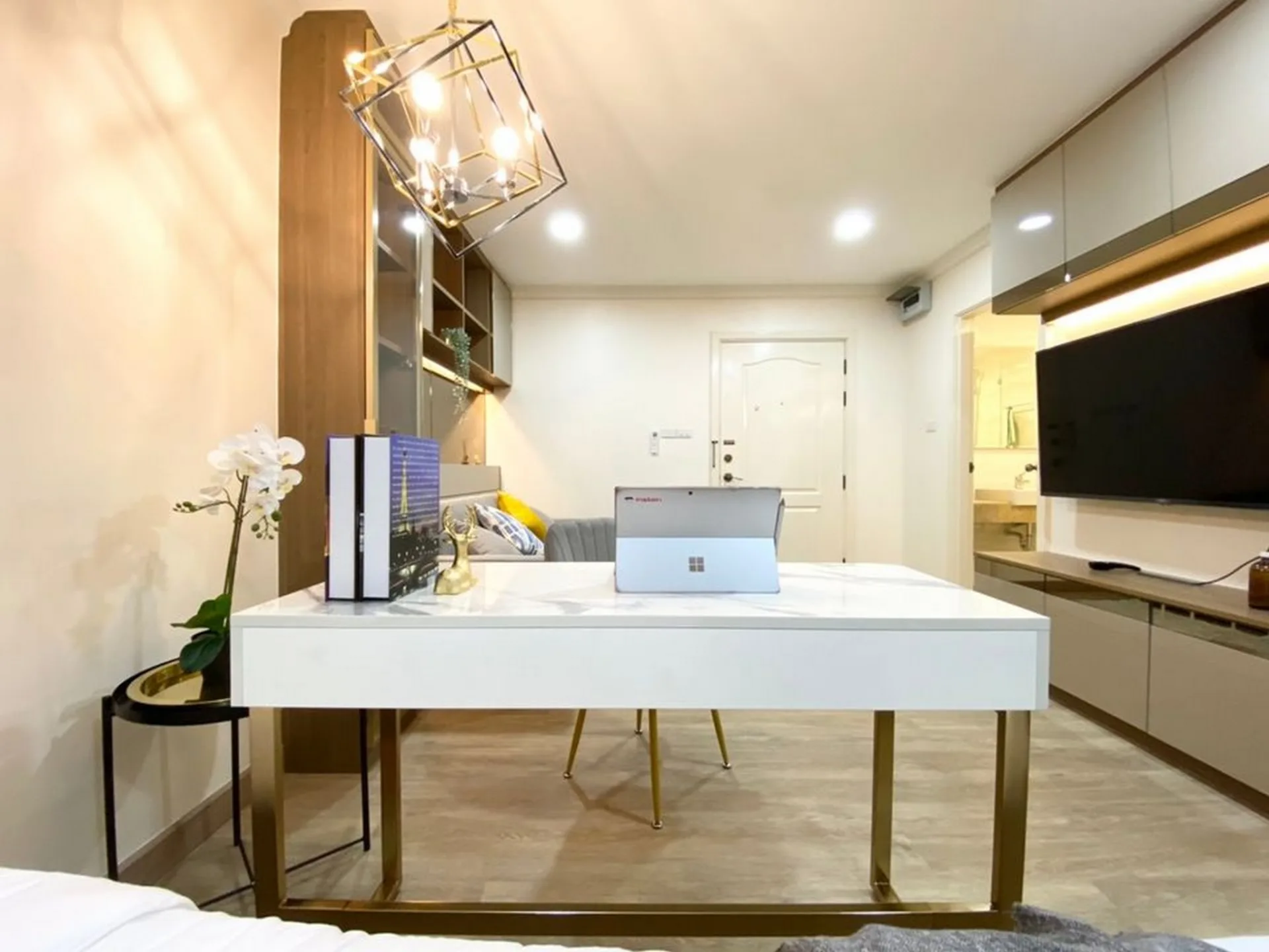 Property photos for Lumpini Suite Sukhumvit 41