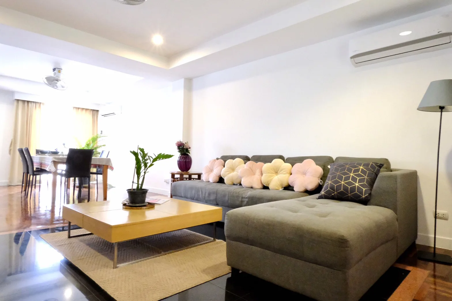 Property photos for SanguanSap Mansion