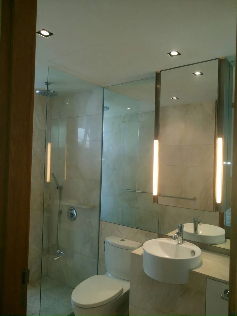 Property photos for The Met