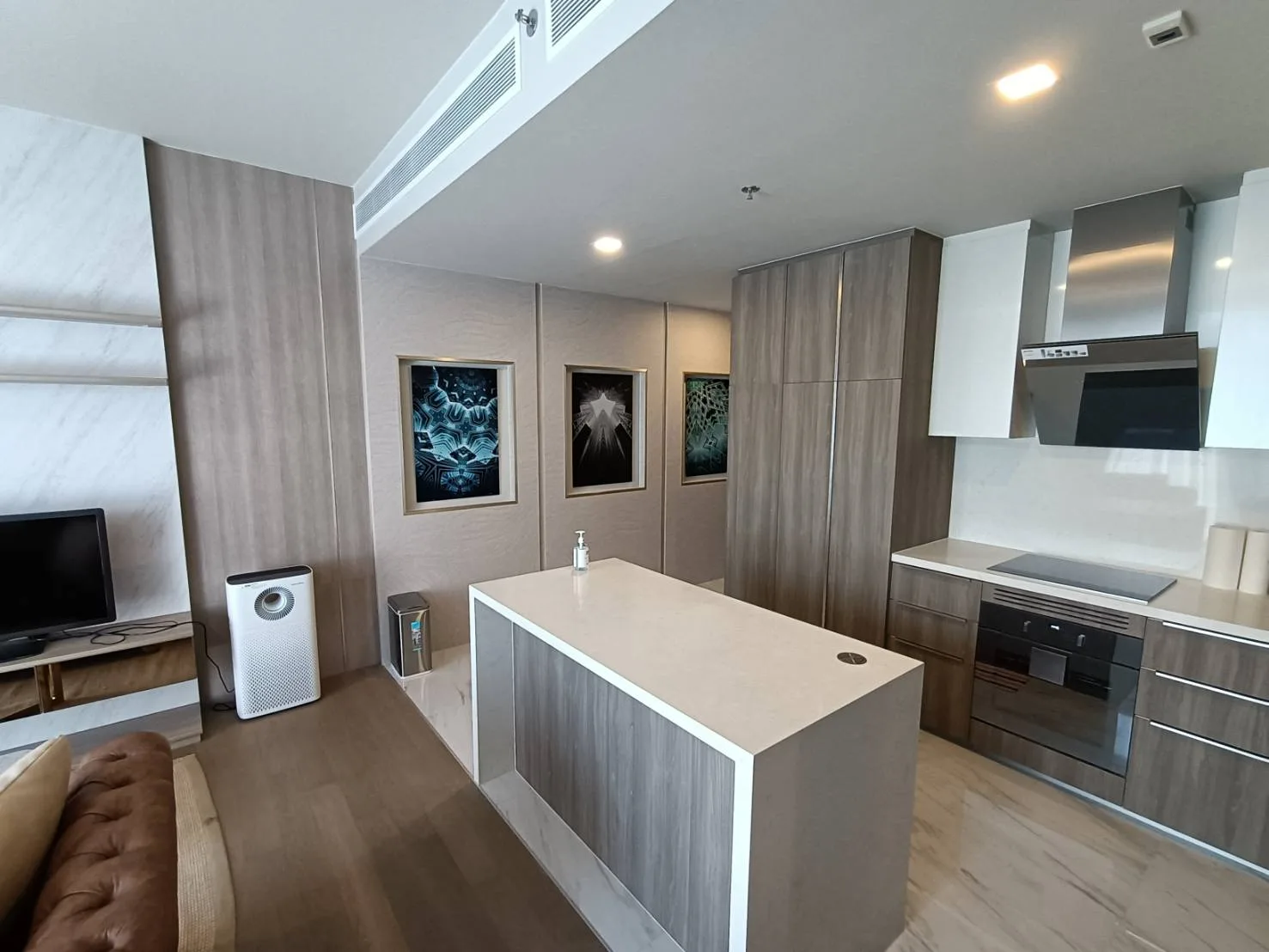 Property photos for Celes Asoke