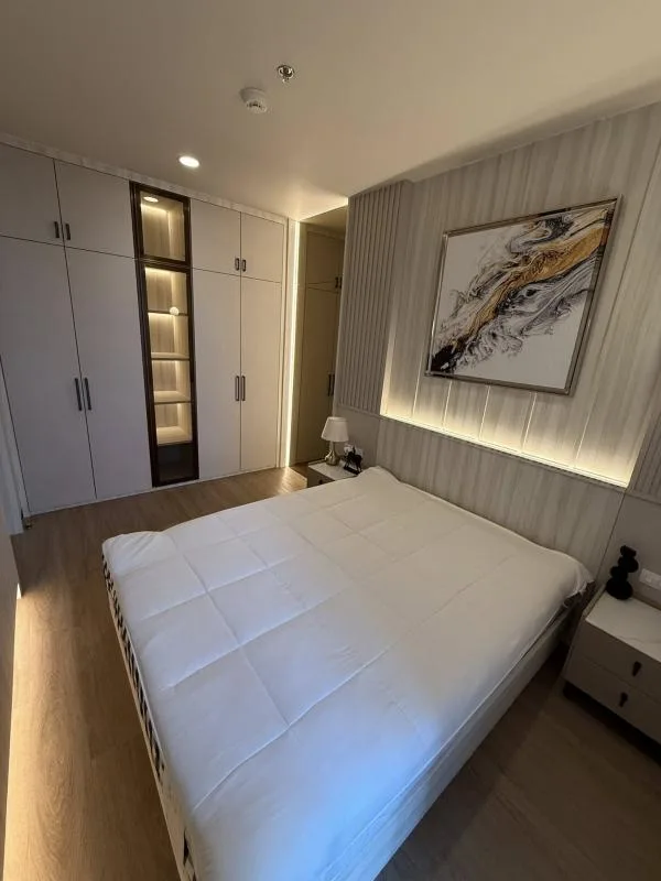 Property photos for The Issara Sathorn