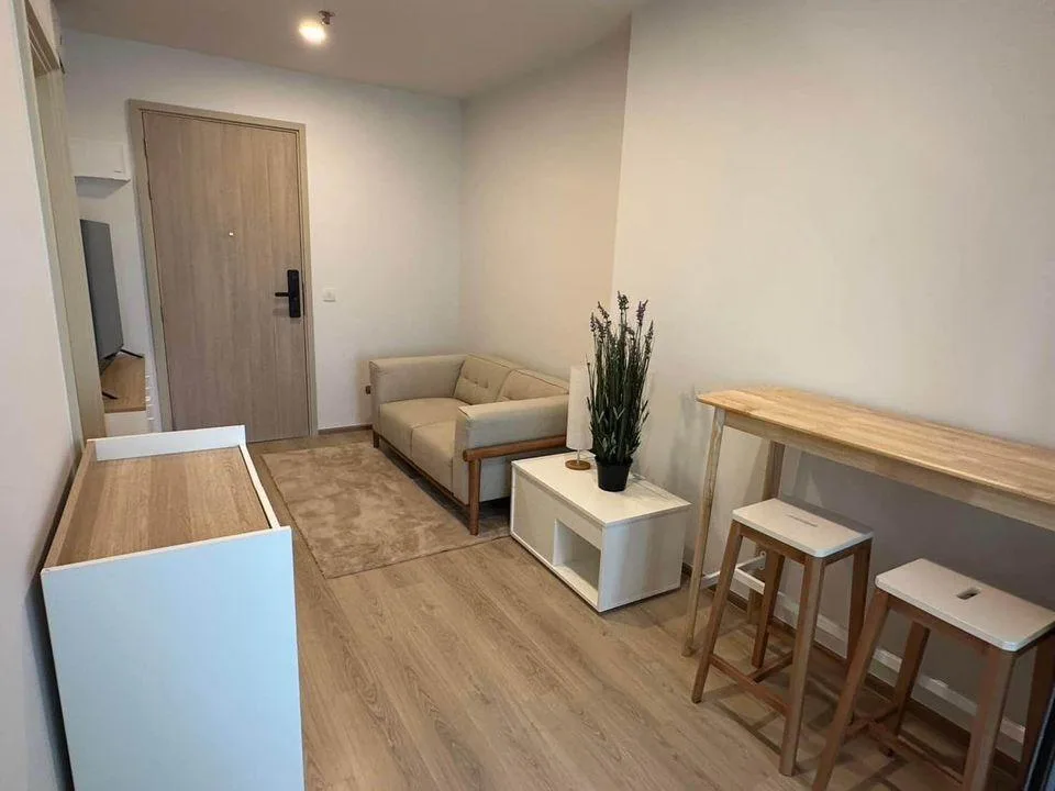 Property photos for Life Rama 4 - Asoke