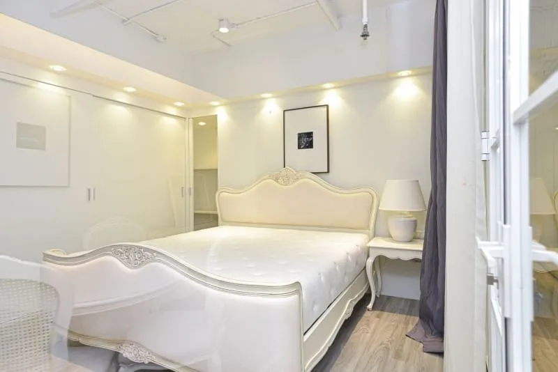 Property photos for State Tower
